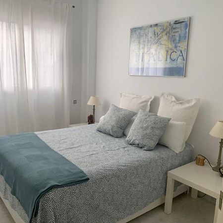 Apartamento Triana Apartman Sevilla Kültér fotó
